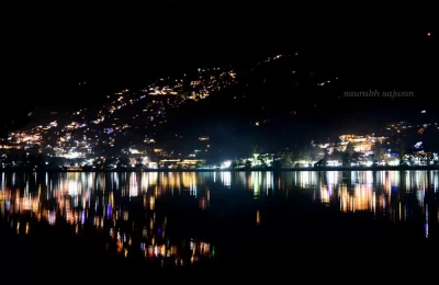 Amazing night view of Nainital town with Naini lake in the background.