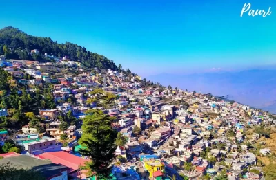 Pauri Town