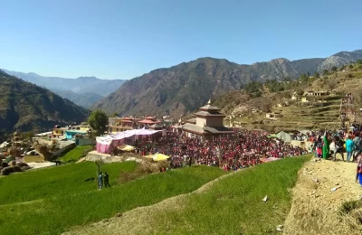 Fair in Oneshwar Mahadev Temple near Pratapnagar