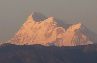 Trisuli is a group of three great Himalayan mountain peaks in Kumaun region and these three Himalayan peaks resemble a trident, weapon of Lord Shiva , hence its name is derived from this. This particular picture was taken in the evening when the sun rays has transformed this into golden peak.