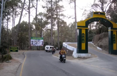 Mahajan Dwar in Ranikhet Cantonment Area
