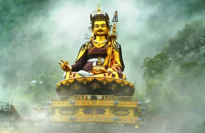 Guru Rinpoche near Rewalsar Lake