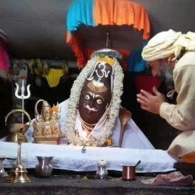 Purohit ji at Rudranath