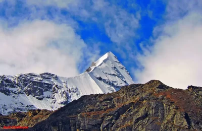 Neelkantha parvat en-route Chakratirtha