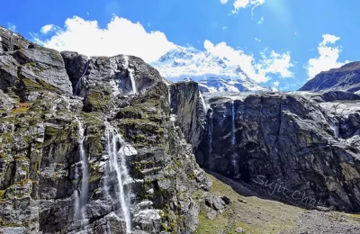 Sahastradhara falls enroute Satopanth