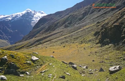 Looking back to the trail to Badrinath