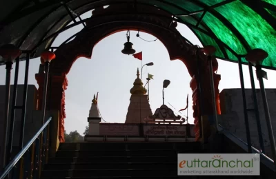 Stairs to reach Sidhbali temple