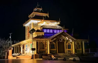 Surkanda Devi Temple at night