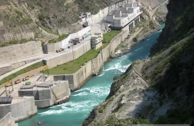 Water flushing from dam towards Devprayag