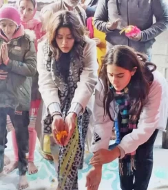 Sara Ali Khan and Jhanvi Kapoor at Triyuginarayan Temple