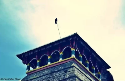 uppar view of Tungnath temple.