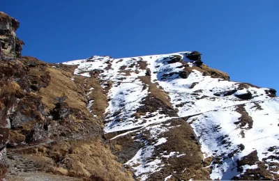 Path to reach Chandrashila Summit from Tungnath