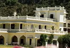 Top 10 Hotels and Resorts in Rishikesh