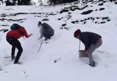 Dhakuri During Snowfall