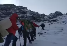 Technical climb towards the Kanakata Pass