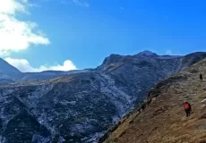 Uphill trail during Kuari Pass Trek
