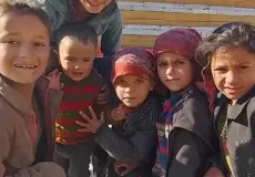 Children of Sankri village at Someshwar Mahadev Temple.