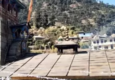 Side view of Shri Triyuginarayan temple.